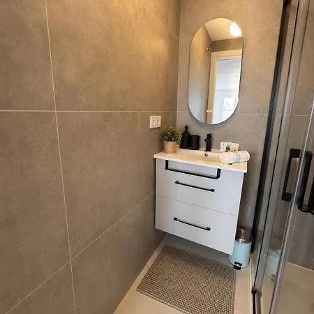 Modern Beach- Side In Edificio Sotomar La Carihuela -torremolinos Apartman